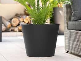 Cubeta Fiberstone Planter Black 95L