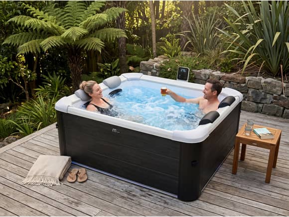 mSpa Oslo Portable Spa 1.6m