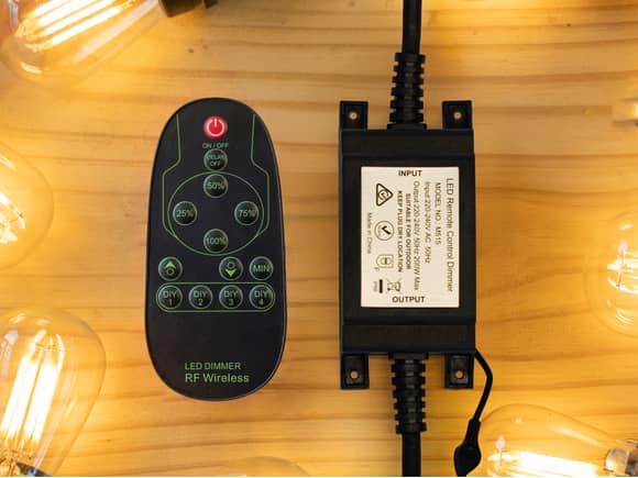 Outdoor Light Dimmer & Timer 